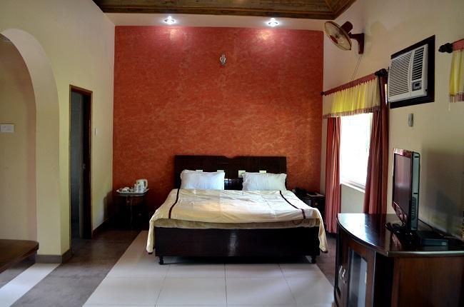 Kangs Nirvana Resorts And Spa Mahalpur Bagian luar foto