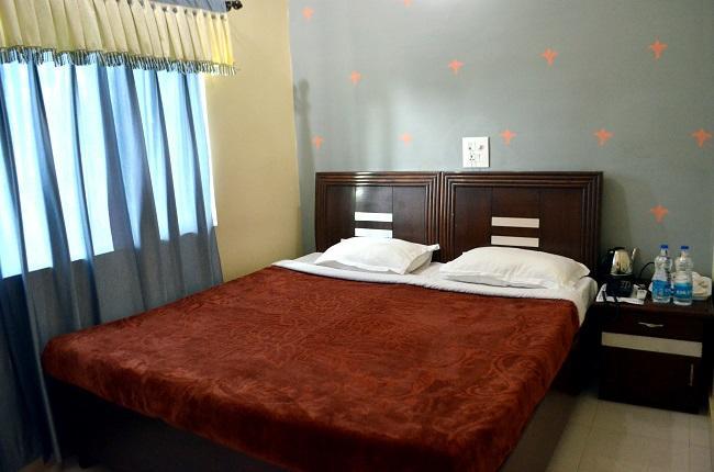 Kangs Nirvana Resorts And Spa Mahalpur Bagian luar foto
