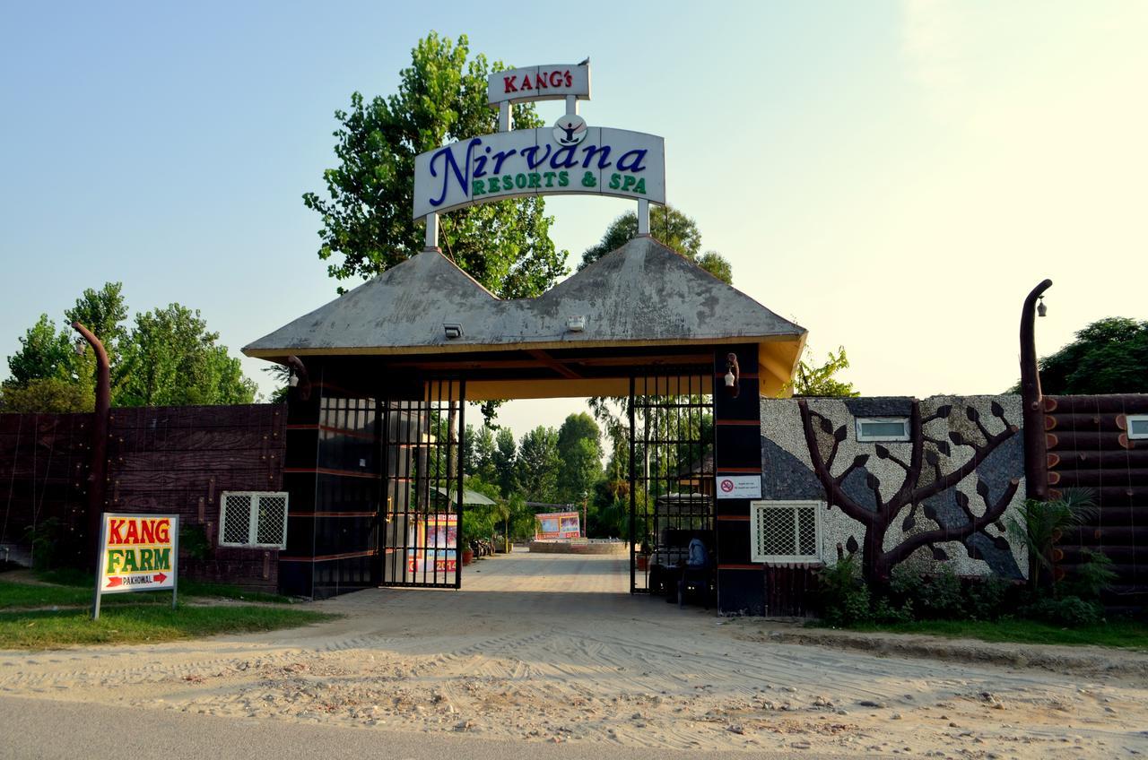 Kangs Nirvana Resorts And Spa Mahalpur Bagian luar foto