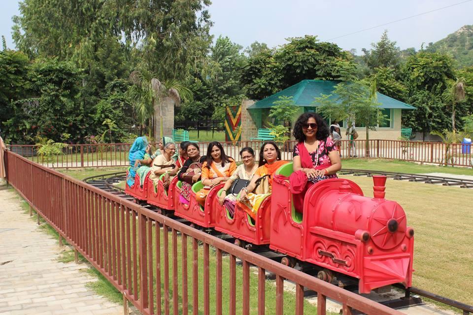 Kangs Nirvana Resorts And Spa Mahalpur Bagian luar foto